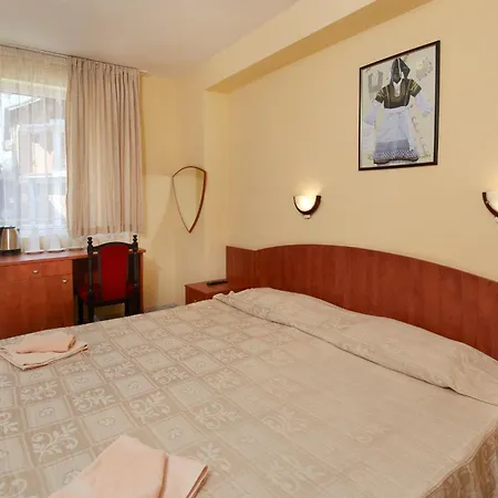 Family Andreev 2* 네세부르