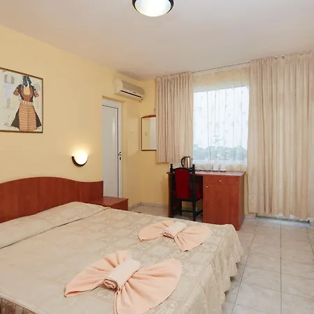 Family Andreev Hotell 2*
