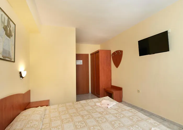 Family Andreev Хотел