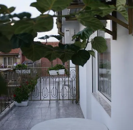 Хотел Family Andreev 2*