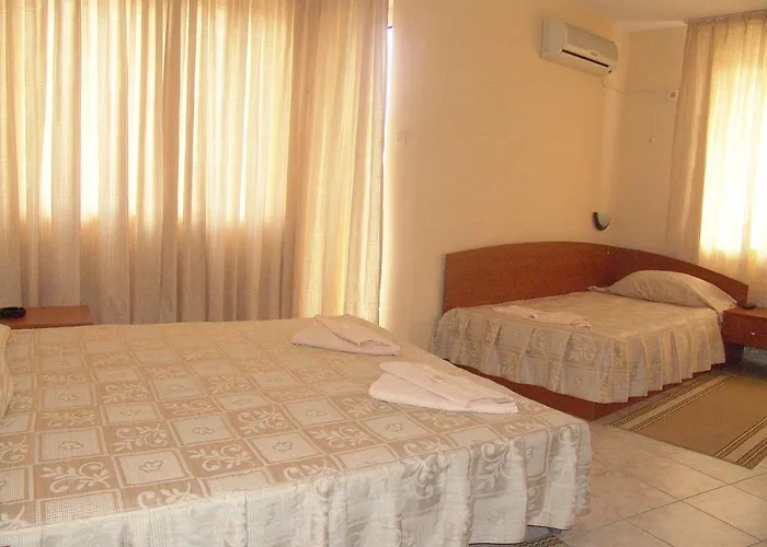 Хотел Family Andreev 2*